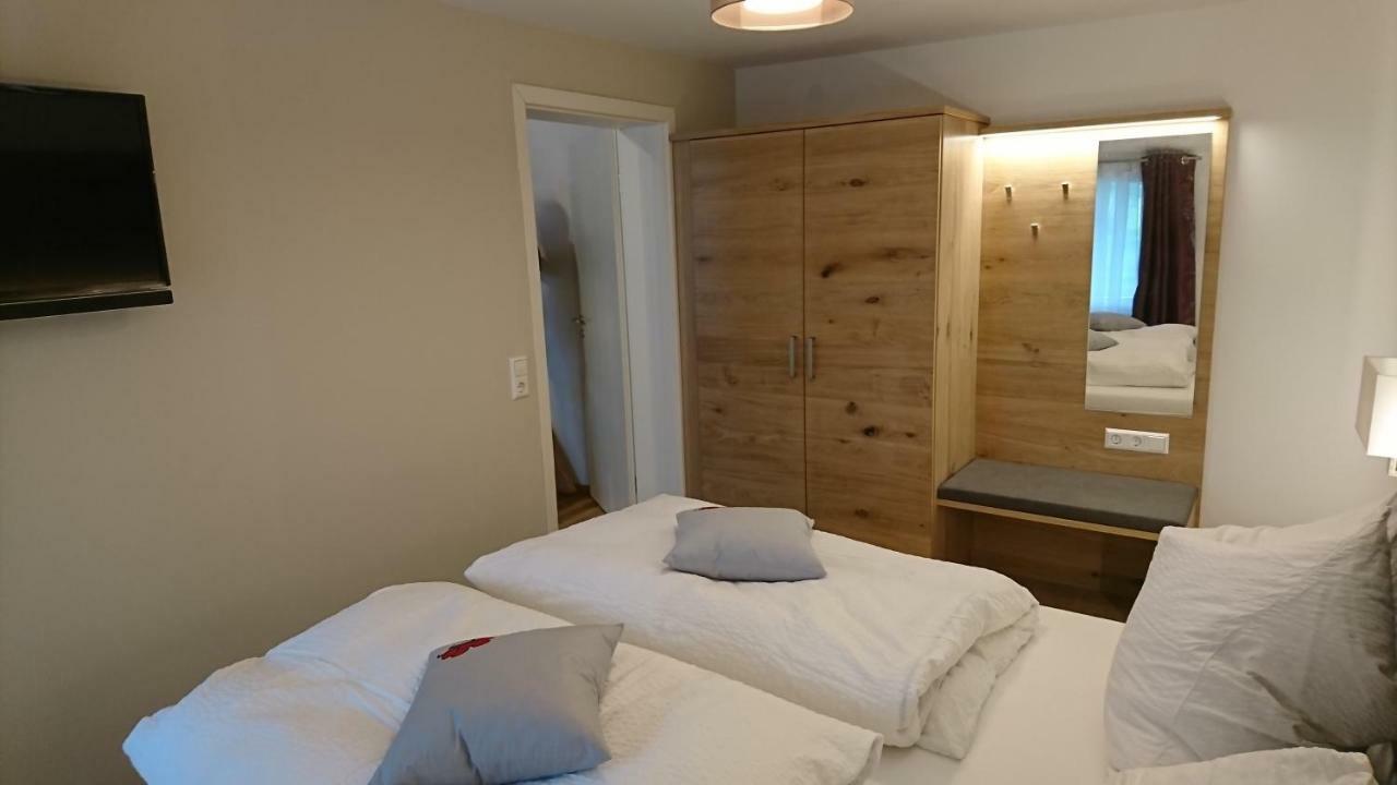 Traumhafte Ferienwohnung Mit Pool Steinen  Esterno foto